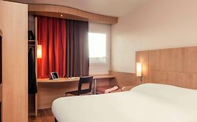 Hotel Ibis, Epinay Sur Seine 3*